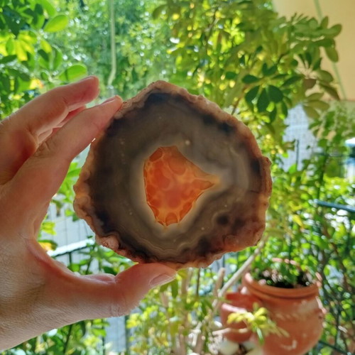 Set of 2 natural agates, minerals