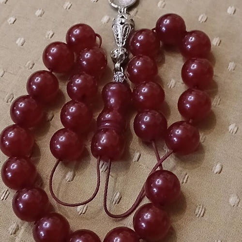 Worry beads used, cherry bakelite mastic 1960, 25 beads