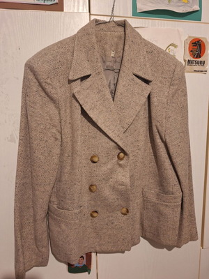 Double-Breasted Jacket Size 40 Like New, Beige
