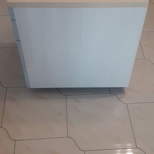 Office desk like new with executive chair and drawer unit