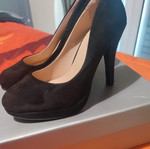 Black suede pumps size 36, lightly used