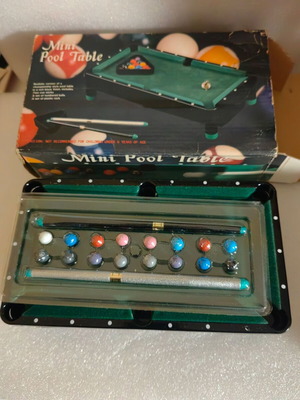 Mini pool table used, metal