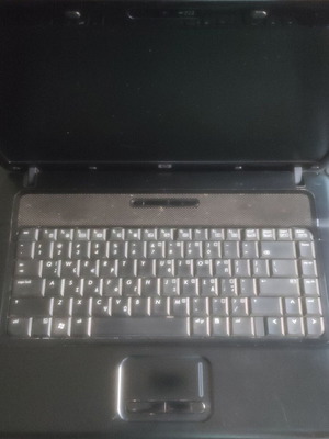 HP Compaq 6735s laptop for spare parts, non-working