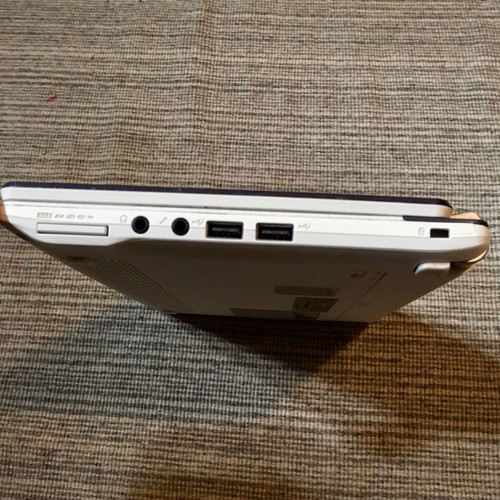 Packard Bell laptop used with Windows 7