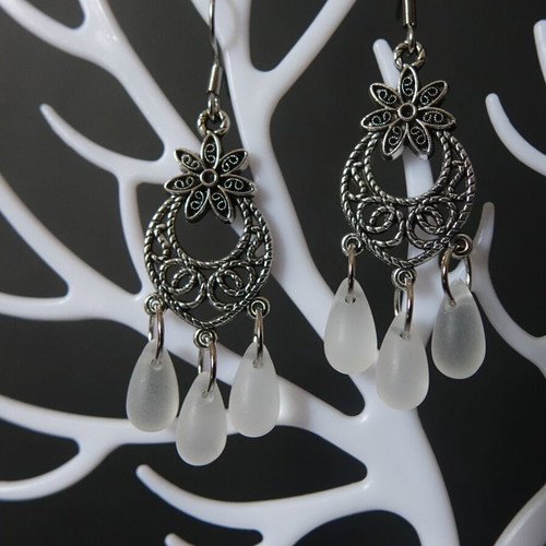 Handmade earrings new, white and silver, 4 cm height