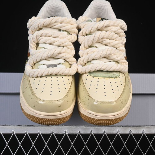 Nike Air Force 1 Milk Coffee Bear new hand-painted sneakers