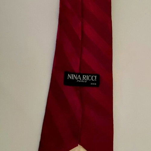 Vintage Nina Ricci tie red like new