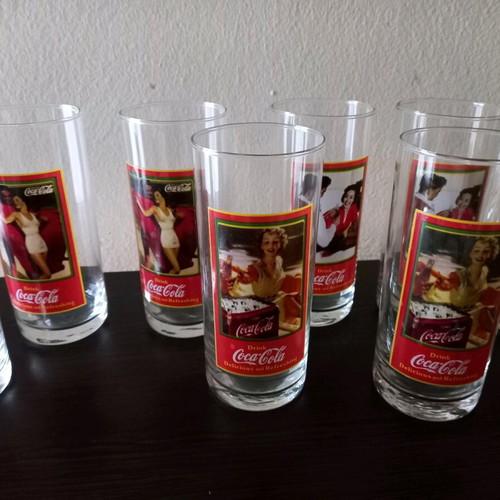 Coca-Cola set of 14 vintage promotional glasses new, 4 designs