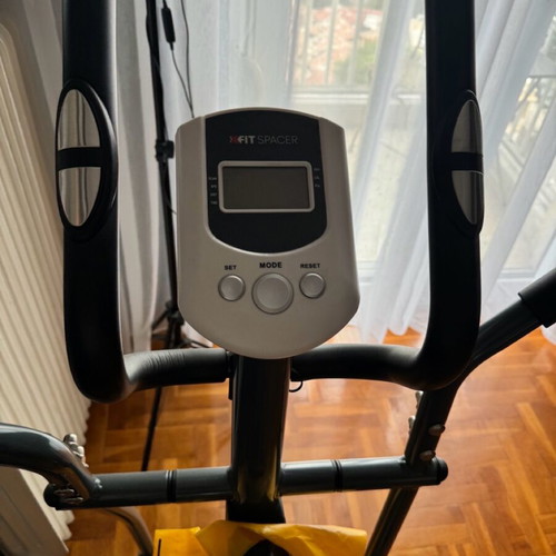 Xfit Spacer elliptical machine new, up to 95kg, no power