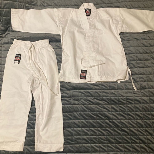 Olympus karate uniform for height 110cm almost unused, like new