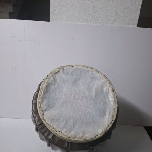 Σκαμπό δερμάτινο