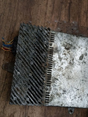 Audio amplifier 8362444 for BMW E39