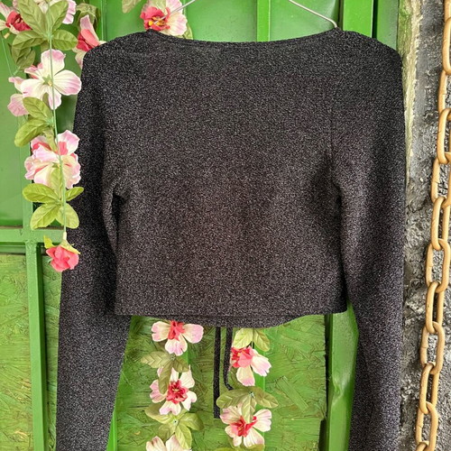 Black long sleeve top with chest tie like new, size L