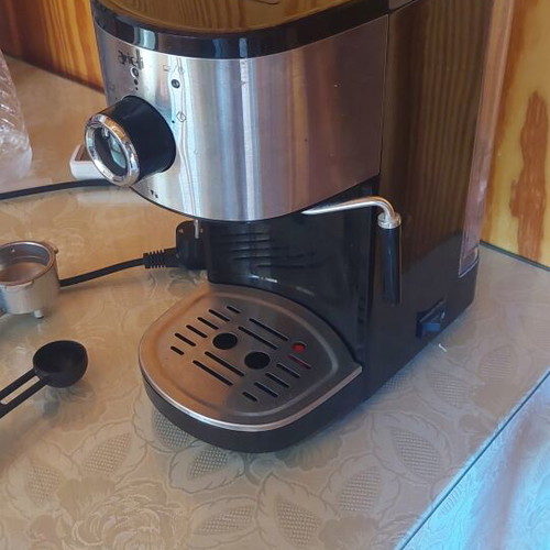 Arielli Espresso Machine 15bar like new, functional