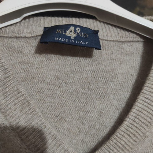 Italian men's beige pullover made of merino wool, cashmere and silk like new, size S-M
