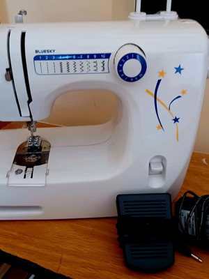 Bluesky sewing machine new in box, easy to use