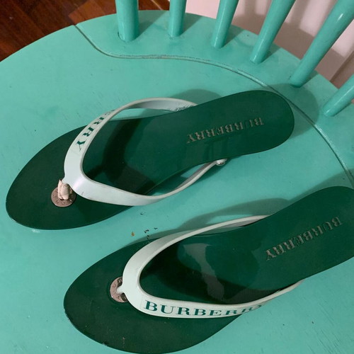 Burberry flip-flops used, green, size 38