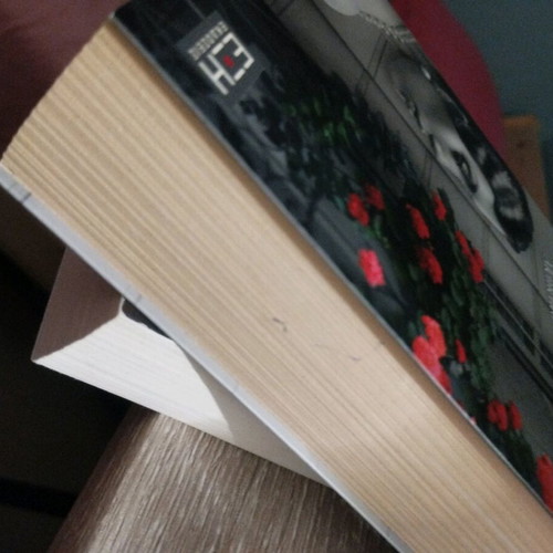 Literary book Thymisou na ziseis in very good condition