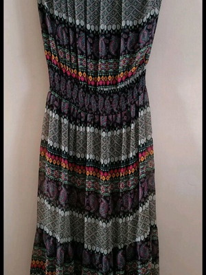 Long strapless dress with elastic waist, like new, multicolor