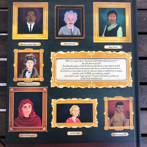 Book Superheroes Without Capes used, children's English book