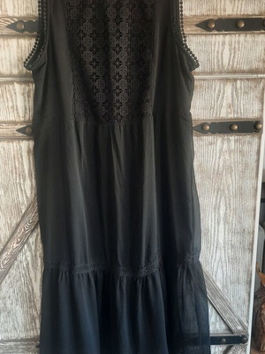 Chiffon dress black like new