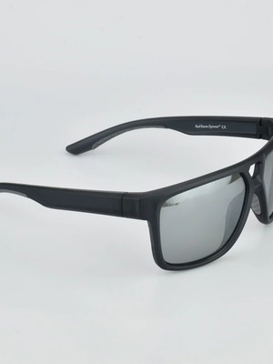Red Raven Maverick Unisex Sunglasses with Black Frame and Silver Mirror Lens new