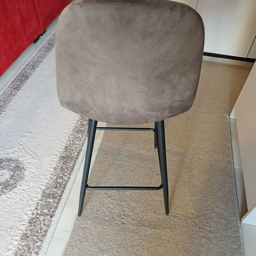 Bar stool like new