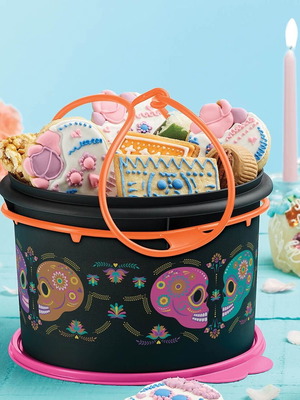 Tupperware Día De Los Muertos 3.4-liter container new