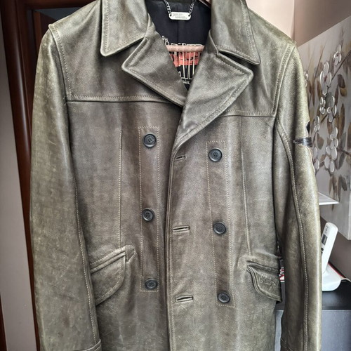 Harley Davidson leather jacket like new, medium size