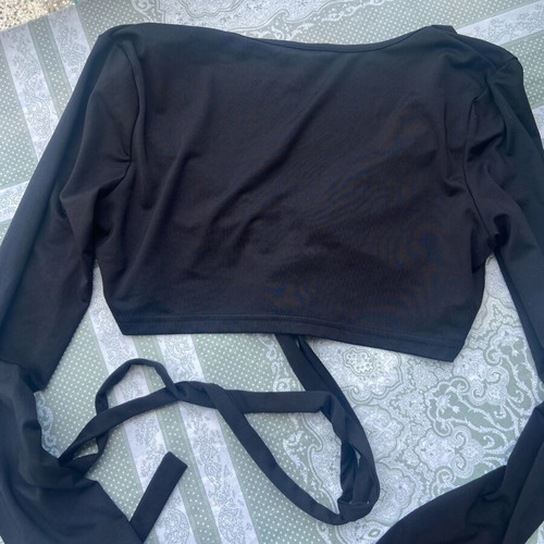 Shein crop top like new, black, size M