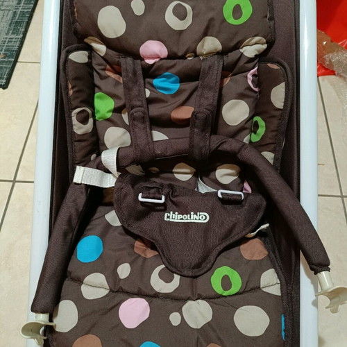 Baby bouncer 0-6 months like new with aluminum frame