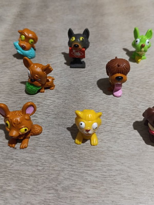 Ugly Pet Shop figures set of 8 like new