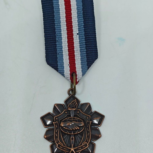 Collectible replica peace and friendship medal like new