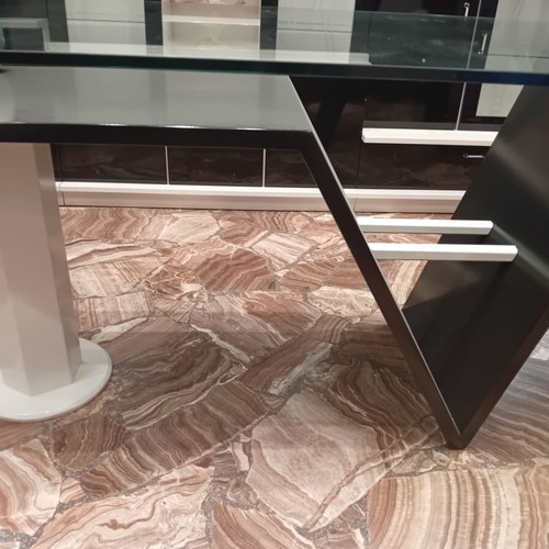 Dining set with 6 chairs, sideboard and cabinet like new