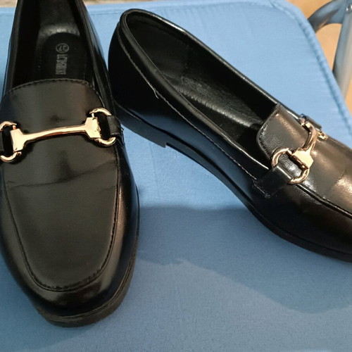 LC Waikiki women's moccasins like new, black, size 37