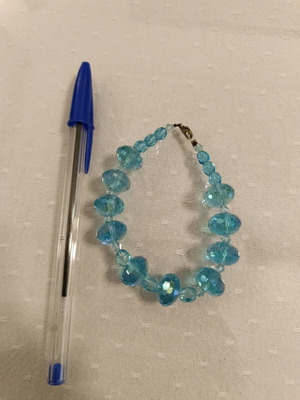 Bracelet with natural blue topaz new