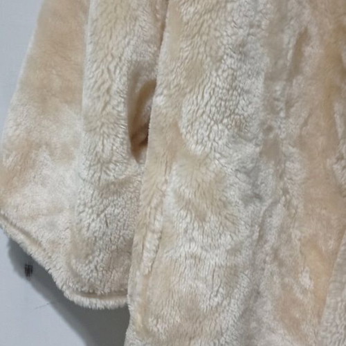 Eco fur coat like new with very nice fit