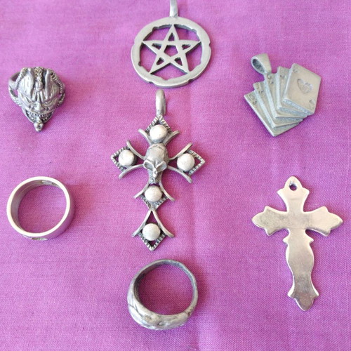 Metal rock jewelry like new, all together
