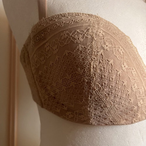 Intimissimi bra convertible to strapless, like new, size 75B