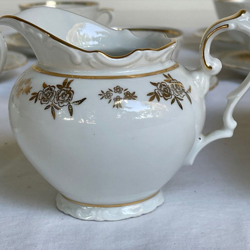 Kahla Germany 1960s tea set new, white with gold roses