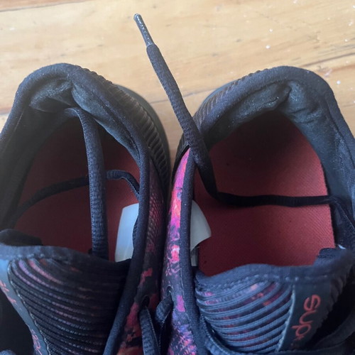 Nike Air Max Zoom sneakers, black and red