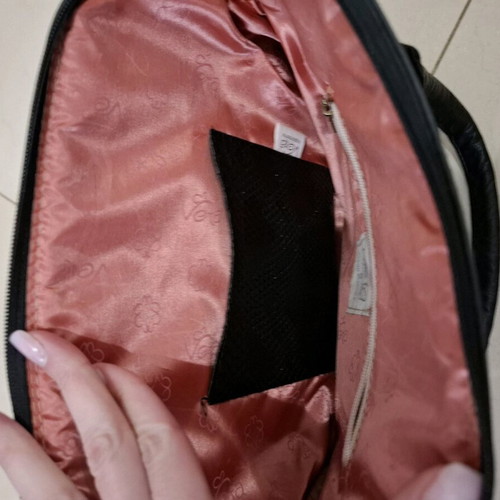Veta black handbag like new