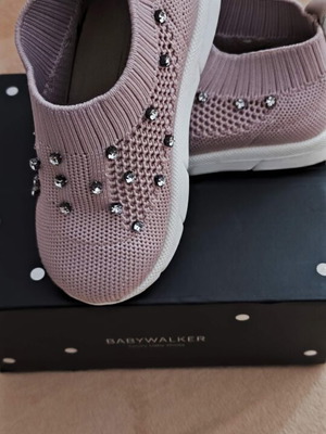 Babywalker knitted sneakers size 21, dusty pink, like new