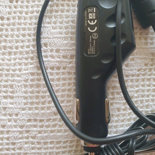 Car chargers like new, old type, pack of 7 pieces
