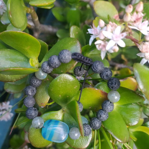 Bracelet with semi-precious stones handmade with lava, agate and labradorite