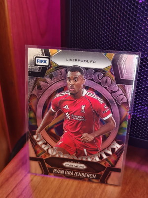 Ryan Gravenberch Kaleidoscopic 2025-26 Panini Fifa Prizm Card new