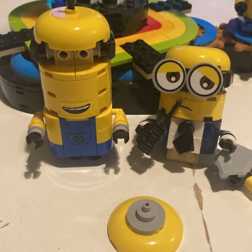 Lego Despicable Me 4 Gru & Minions set like new