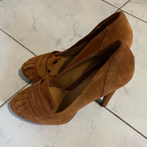 Stradivarius leather pumps used, tan, size 38