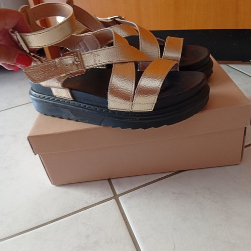 Luigi platform sandals, black and gold, size 39