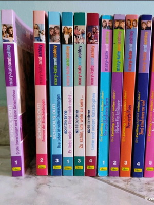 Mary-Kate & Ashley Olsen books set of 11 like new, German